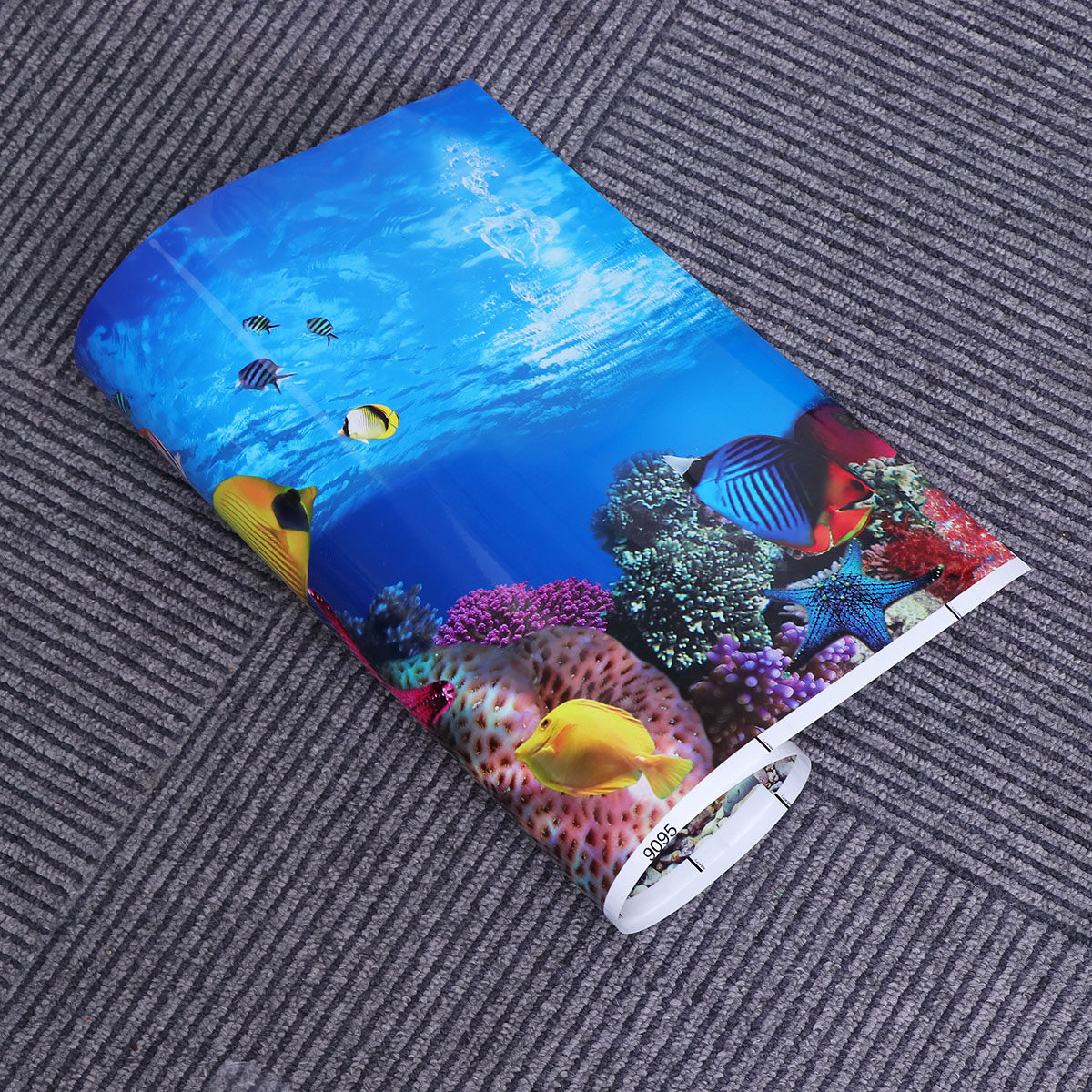 3D Fish Tank Background Sticke - Aquarium Fish Wallpaper のレビューと価格